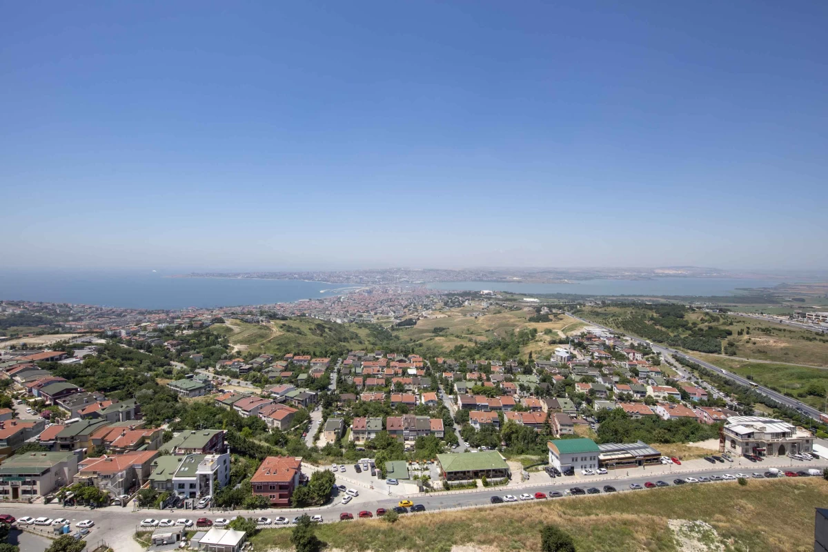 breathtaking-sea-view-from-the-window-of-residence-in-buyukcekmece-with-small-buildings-in-front-and-marmara-sea-view-in-background