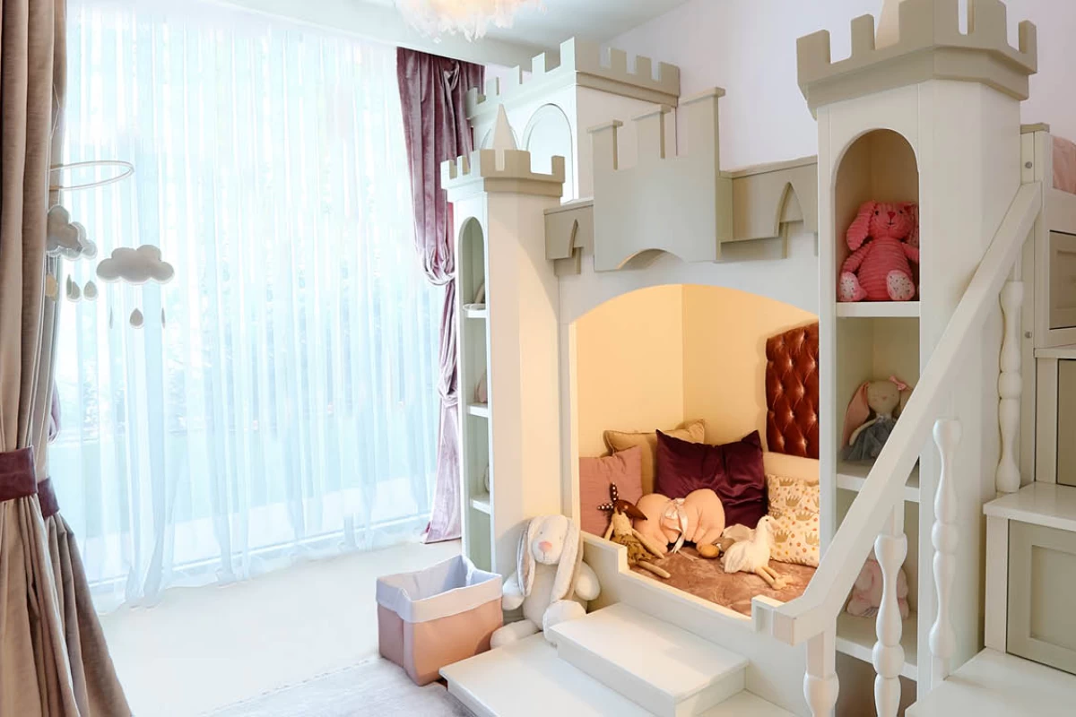 refreshing-children-bedroom-with-extraordinary-playing-area-under-the-beige-bunk-pink-and-white-curtains-and-pretty-toys